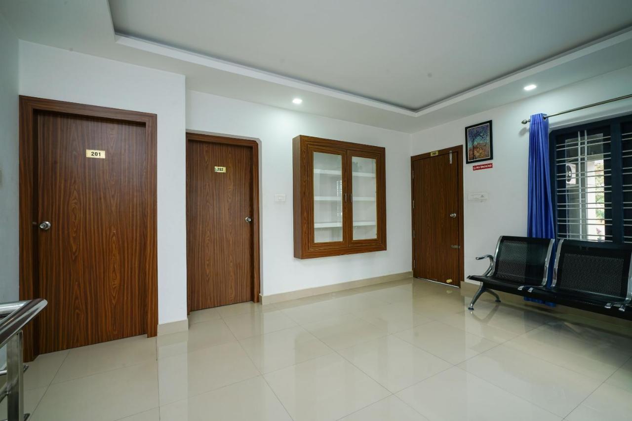 Oyo 6526 Ap Residency City สุลต่านบาเทรี ภายนอก รูปภาพ