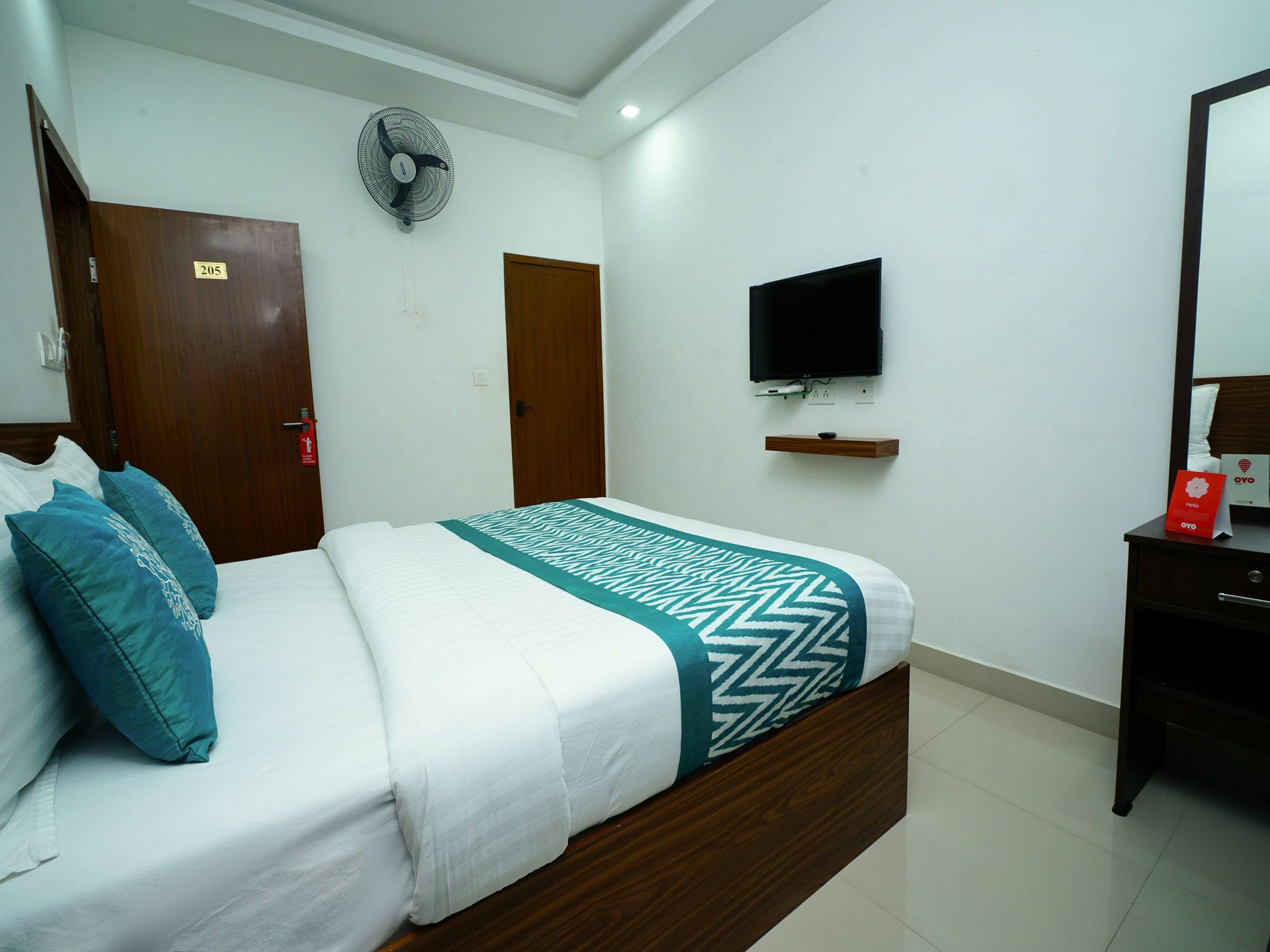 Oyo 6526 Ap Residency City สุลต่านบาเทรี ภายนอก รูปภาพ